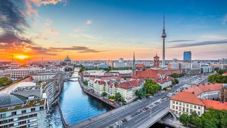 Explore Germany: Trains, Architecture &amp;amp; Big Cities