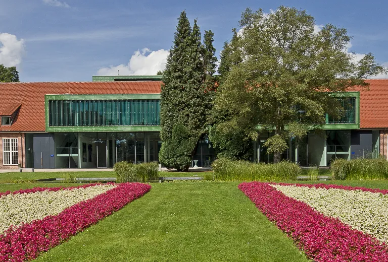 header_headerpages_16