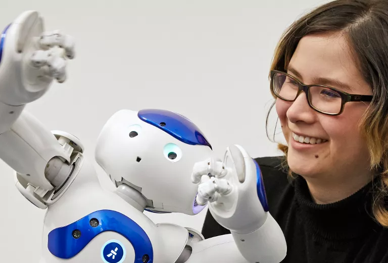Smart robots work with kids to improve human-machine communication