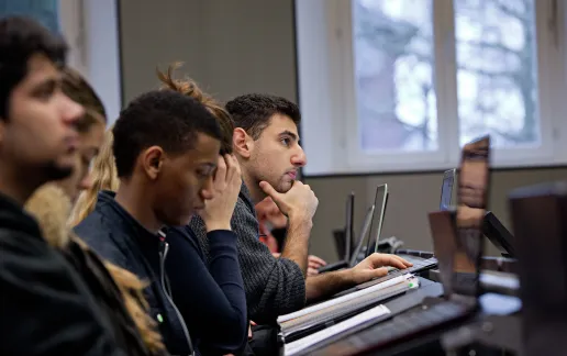 A picture of the constructor university class room.