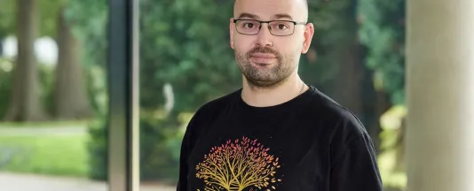 Petr Popov works on a new AI model which maps the ion binding sites that control how proteins work.
