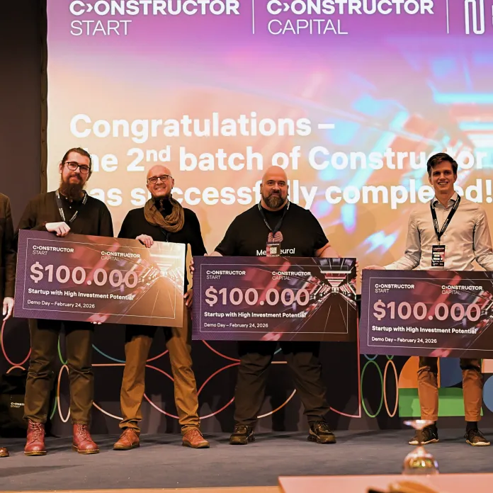 Die drei Gewinner-Teams des Demo Day an der Constructor University, Metaneural, CellKinetica und Qendra.