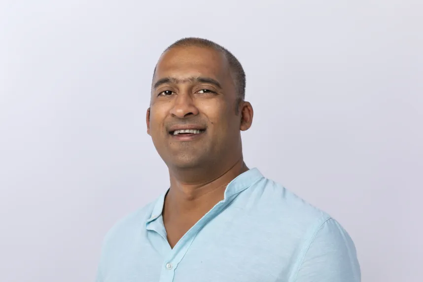 Neil D'Souza, CEO of Makersite and alum from the Class of 2005.