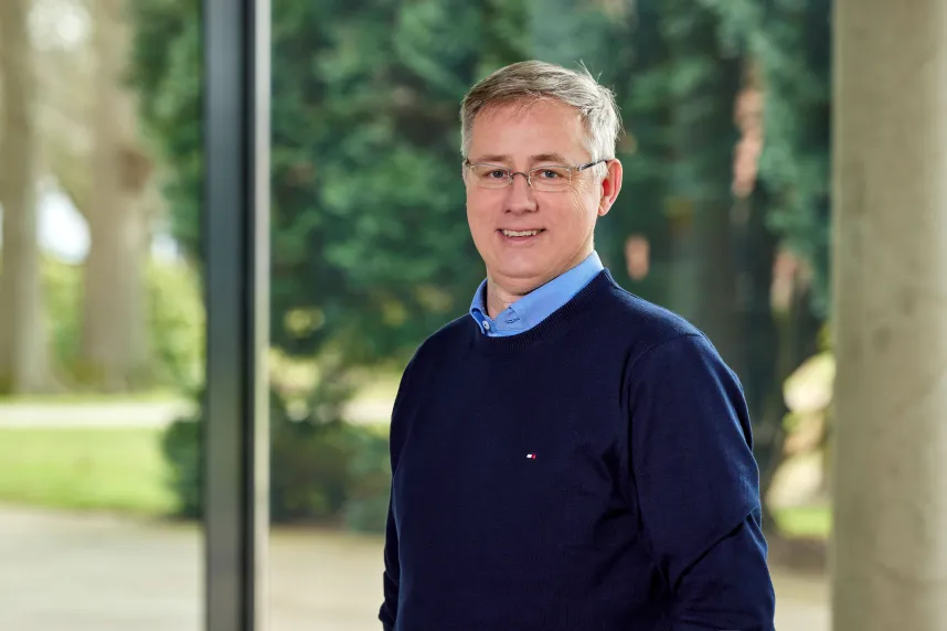 Prof. Dr. Ulrich Kleinekathöfer, Professor of Theoretical Physics at Constructor University.