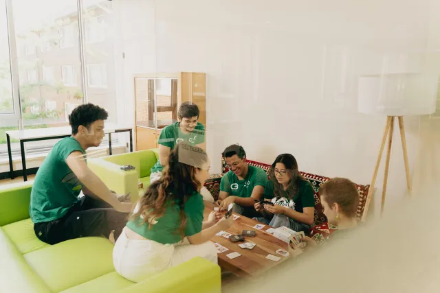 A group of College 3 students at Constructor University