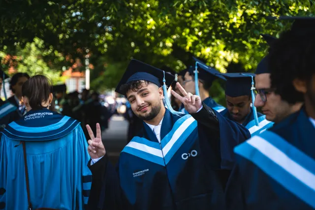 Constructor University students celebrating at Graduation